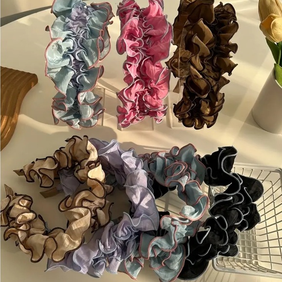 Brown Ruffled Headband - Picture 2 of 3